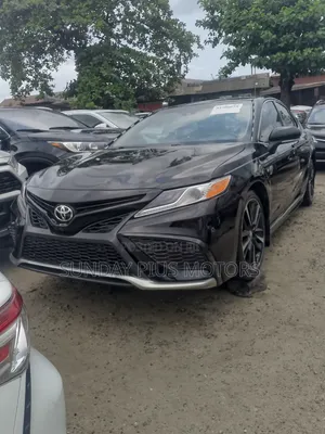 Toyota Camry XSE V6 (3.5L V6 8A) 2019 Black