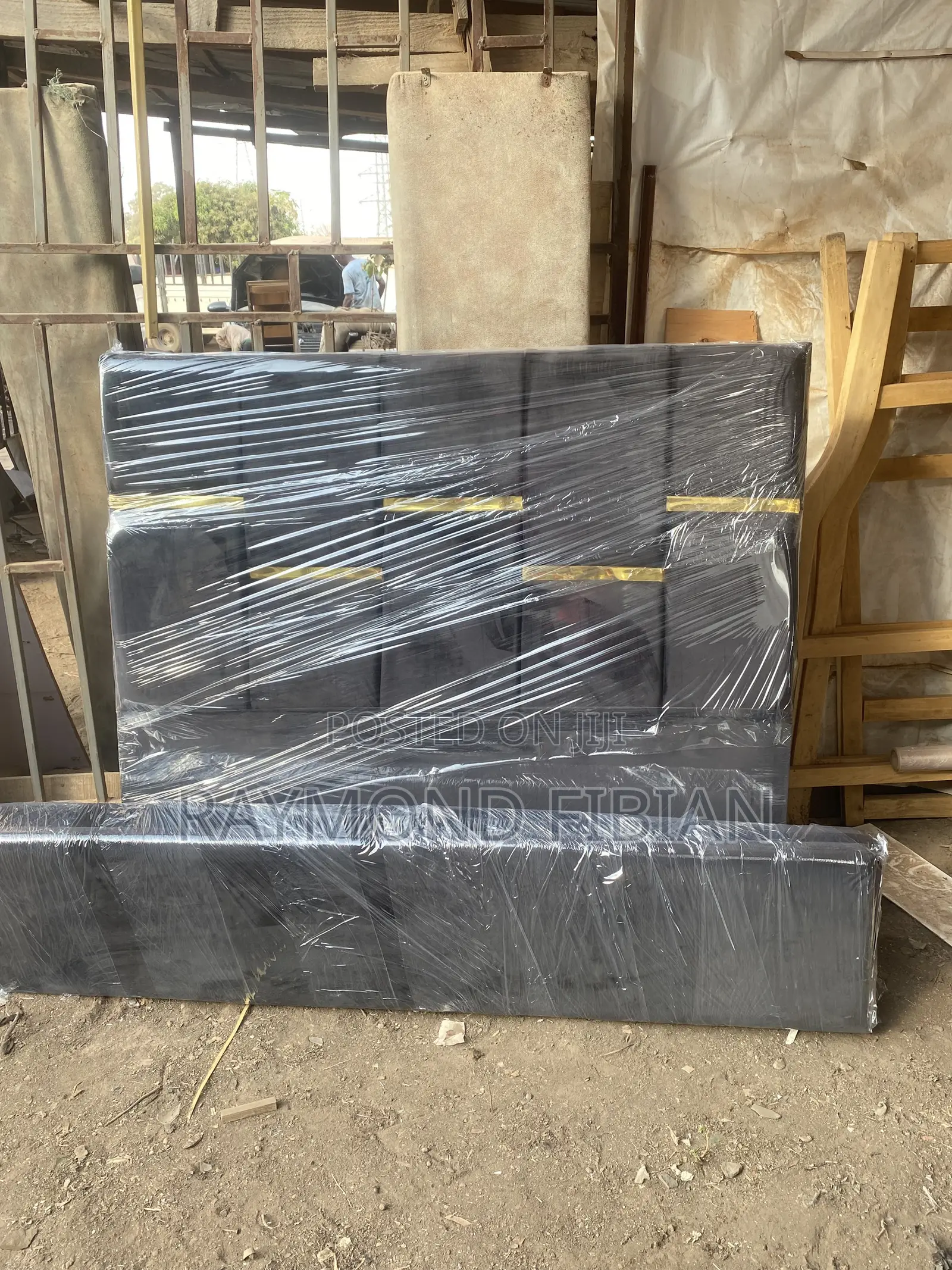4x6 Bed Frame in Lugbe