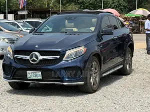 Mercedes-Benz GLE-Class 2017 Blue