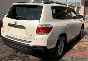 Toyota Highlander 2012 White