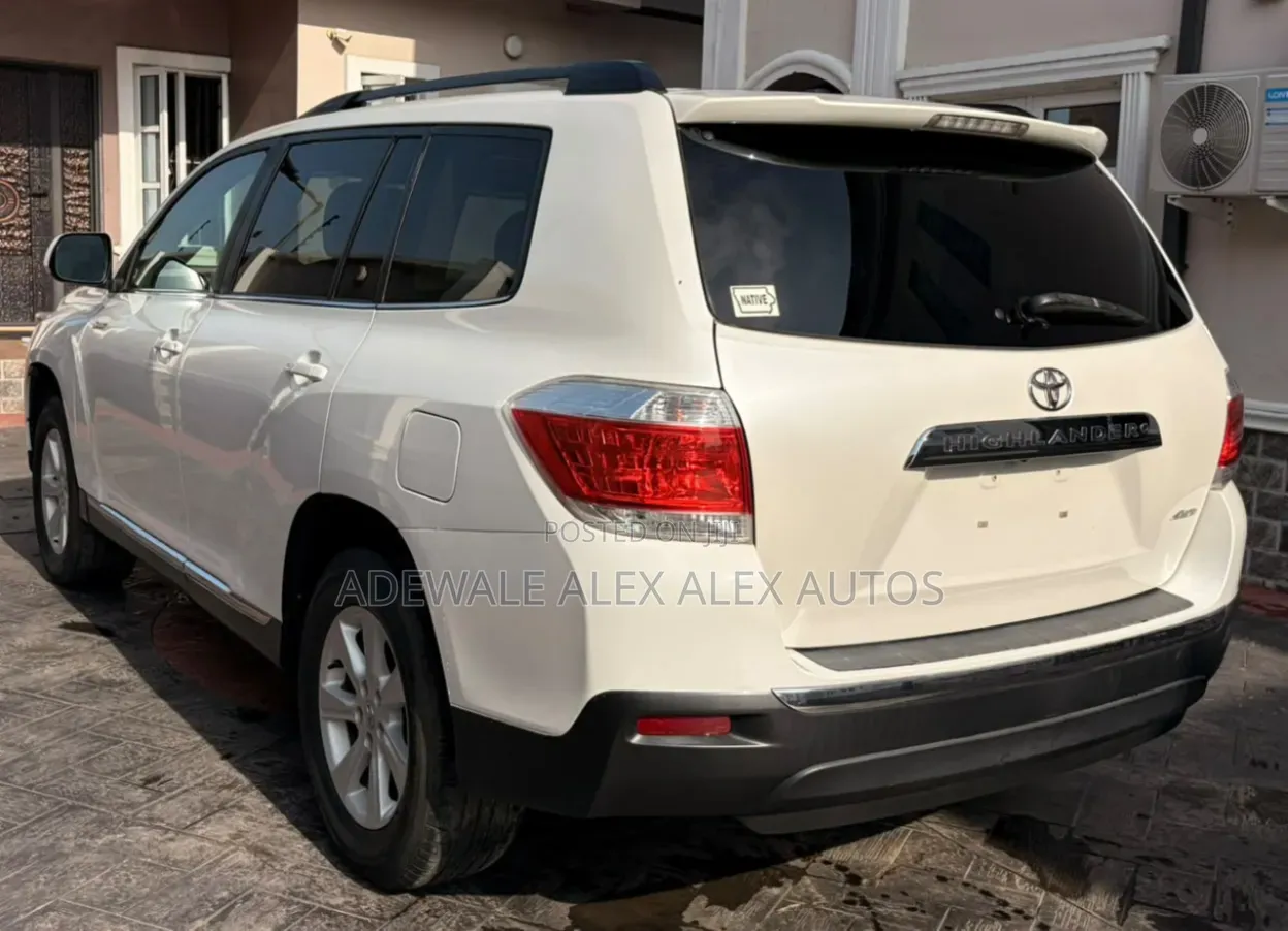 Toyota Highlander 2012 White