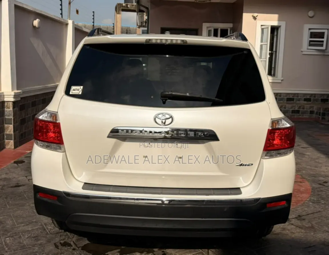 Toyota Highlander 2012 White