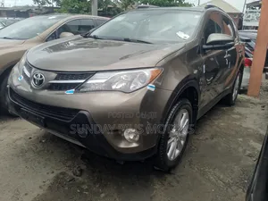 Toyota RAV4 Limited 4dr SUV AWD (2.5L 4cyl 6A) 2015 Gray