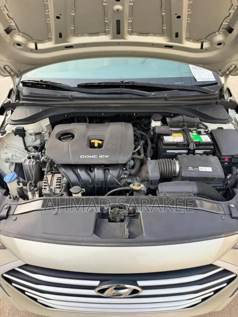 Hyundai Elantra 2016