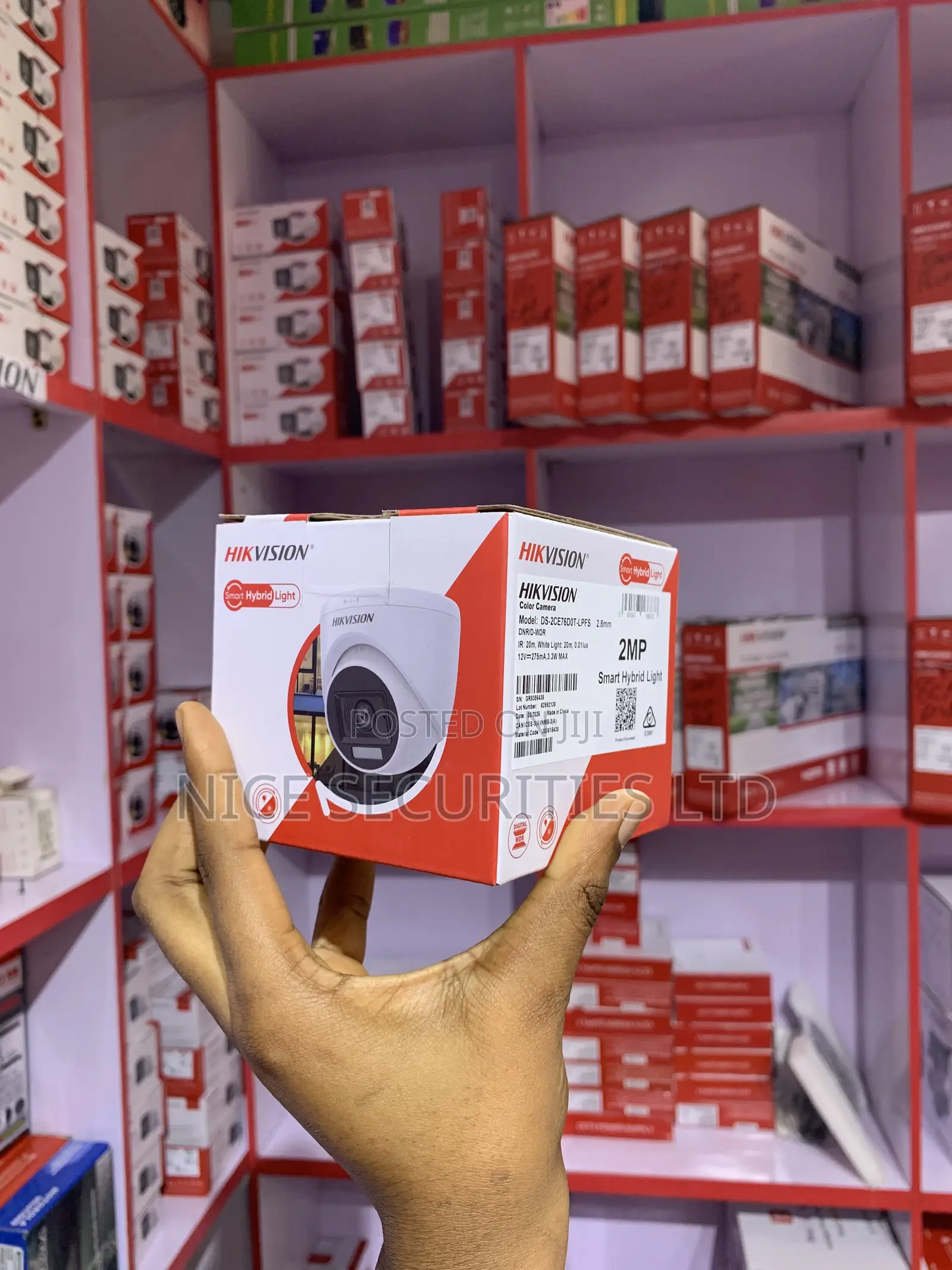 Smart Hybrid Light 2MP Indoor Camera