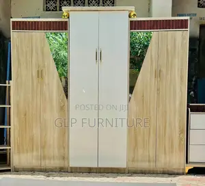 Wardrobe 6 Doors