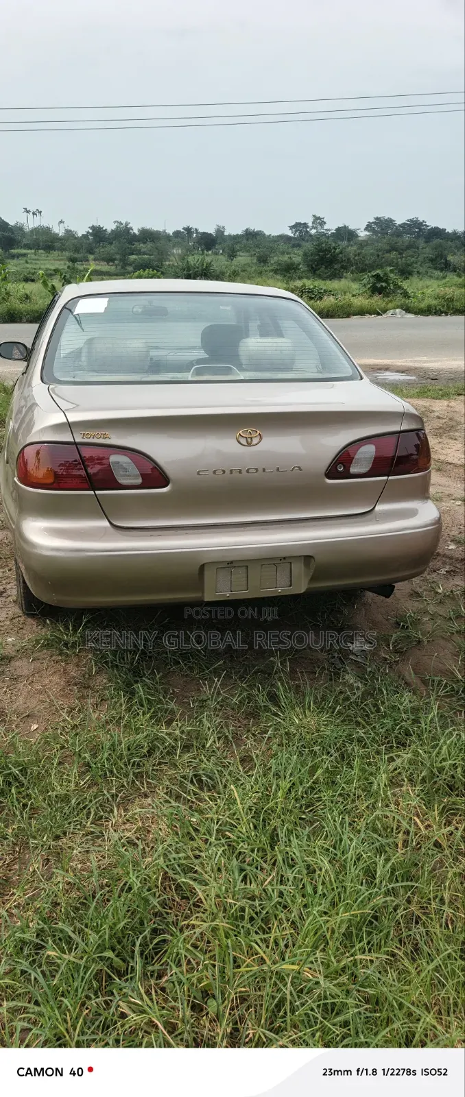 Toyota Corolla 1998 Gold
