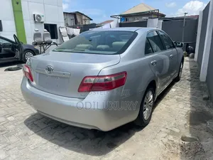 Toyota Camry 2009 Silver