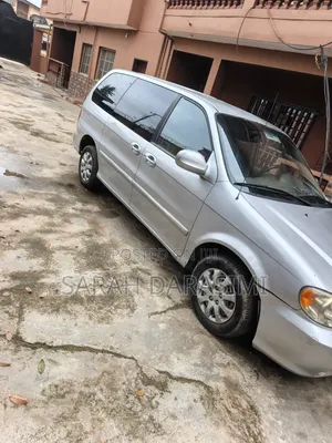 Kia Sedona 2007 Silver