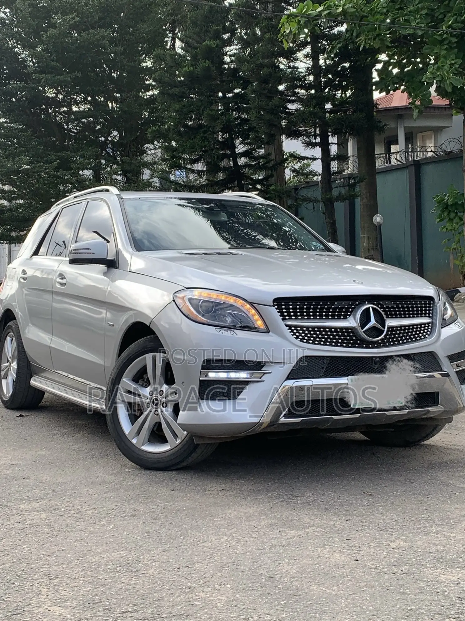 Mercedes-Benz M Class 2012 Silver