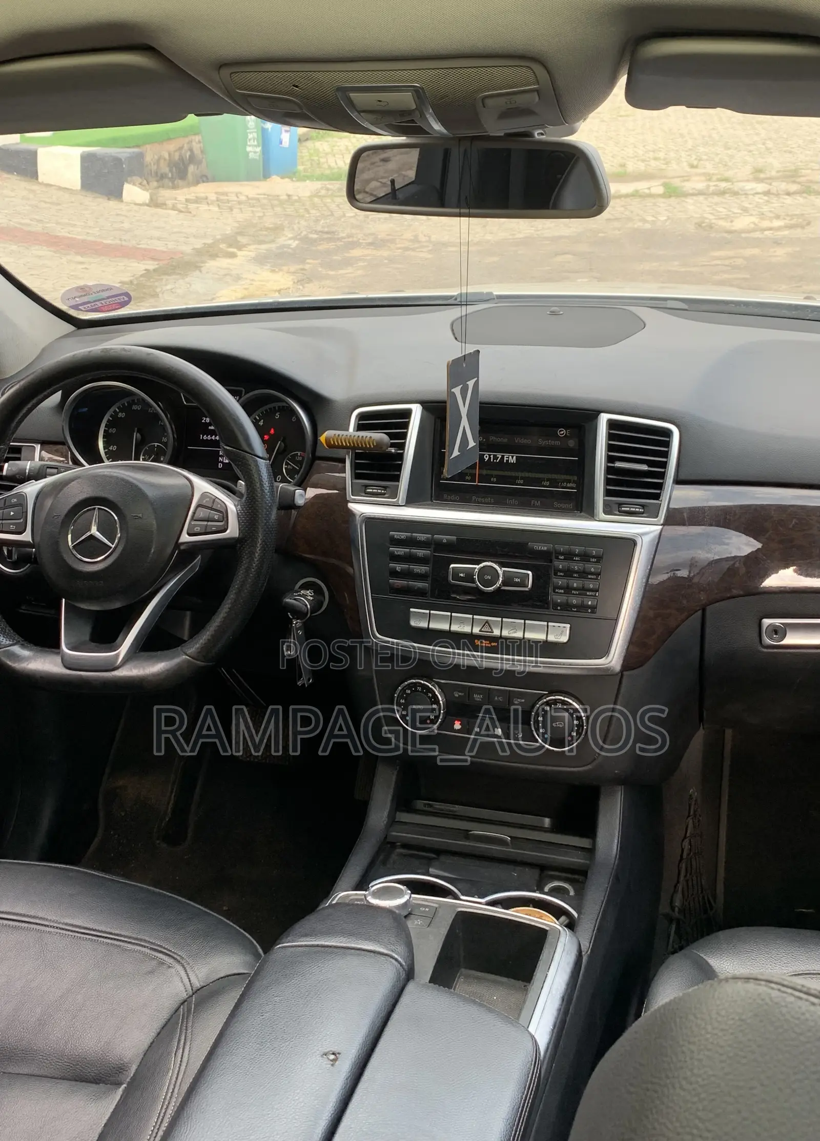 Mercedes-Benz M Class 2012 Silver