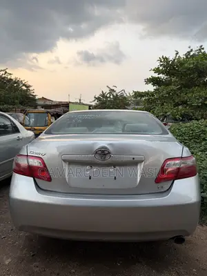 Toyota Camry LE 4dr Sedan (2.4L 4cyl 5A) 2007 Silver