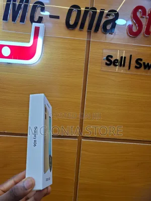New Samsung Galaxy A06 128 GB Gold