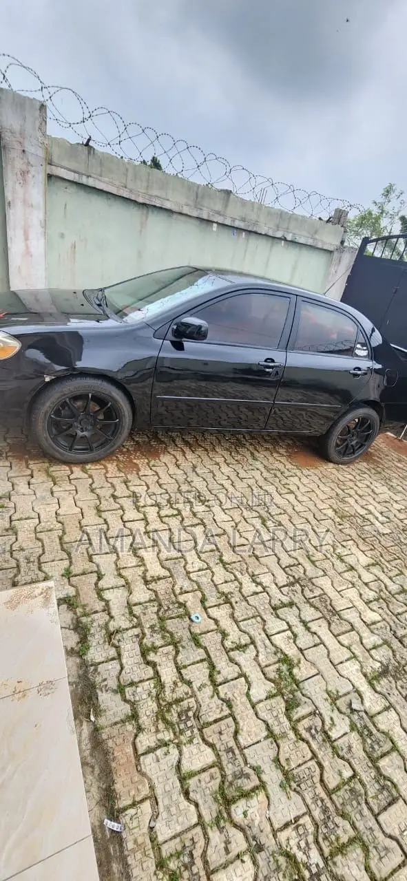 Toyota Corolla LE 2005 Black