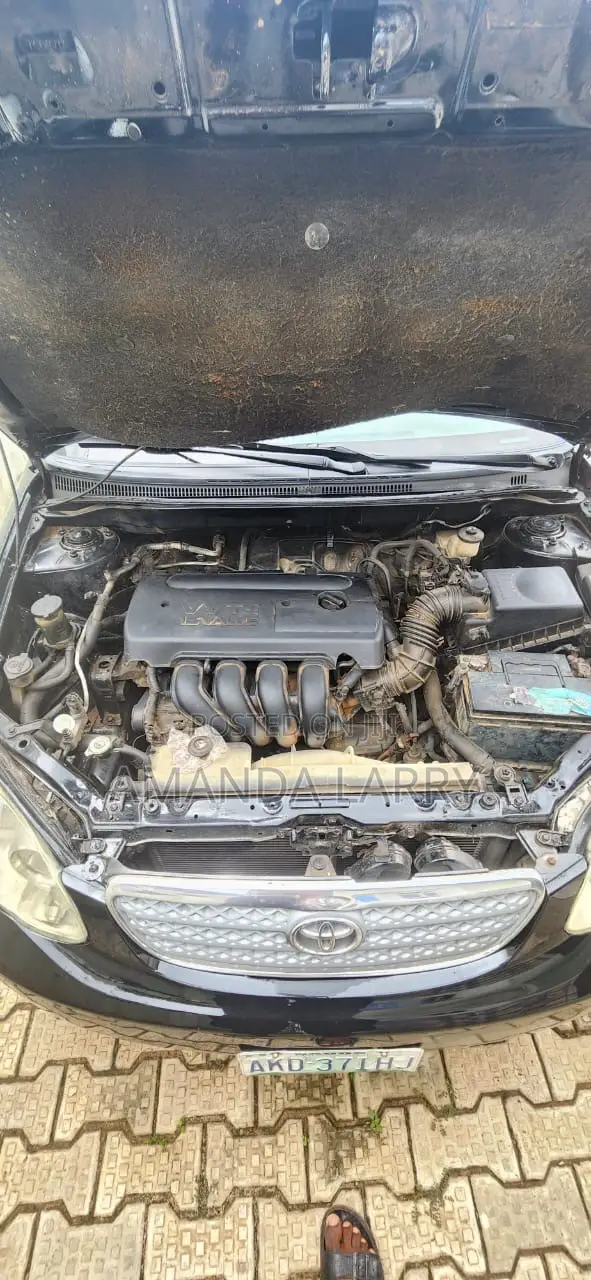 Toyota Corolla LE 2005 Black