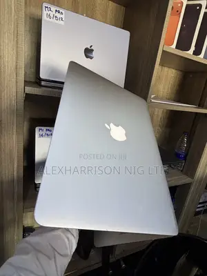 Laptop Apple MacBook Pro 2015 8GB Intel Core i5 SSD 128GB