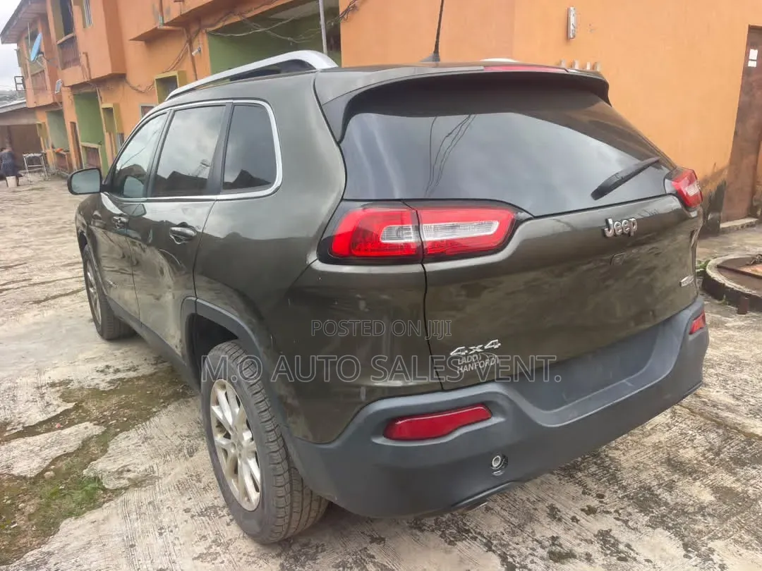 Jeep Cherokee 2016 Green