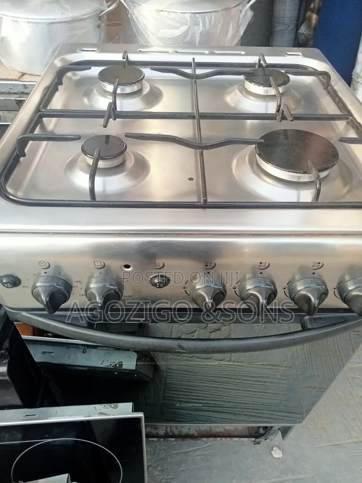 Standing Gas Cooker With Oven