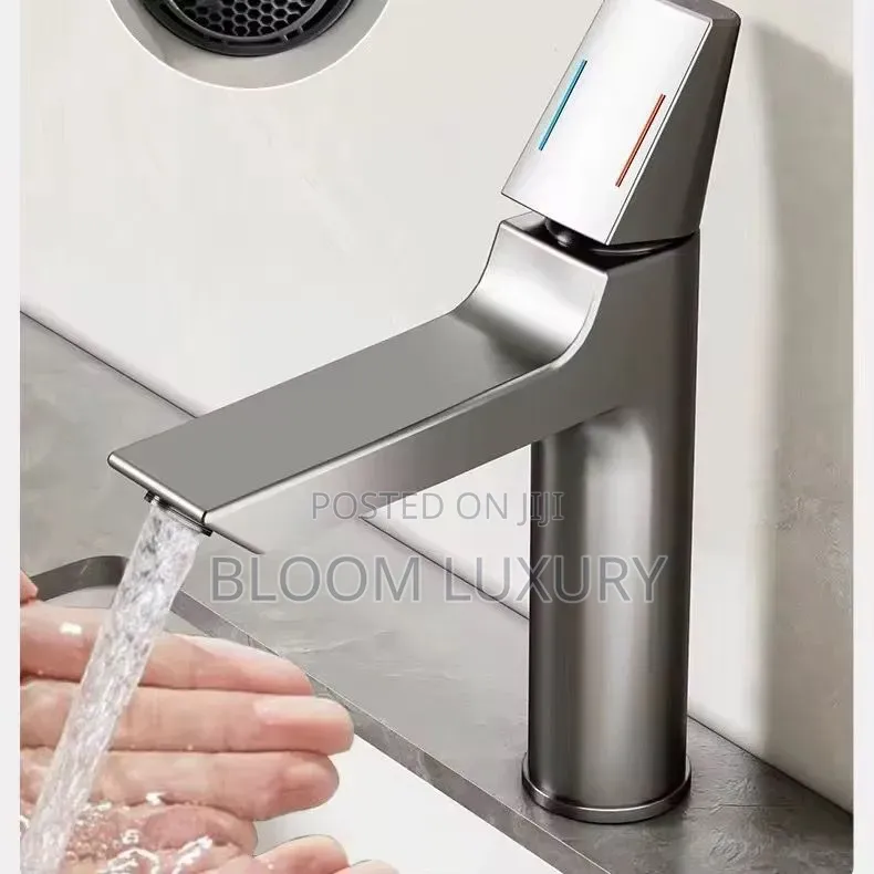 Matt Black Waterfall Basin Faucet