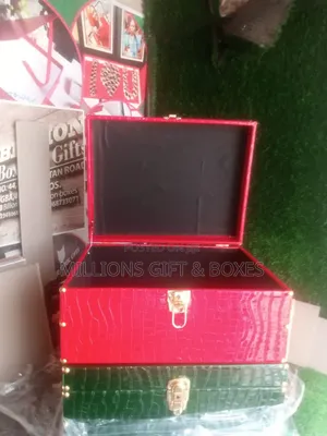 Bubble Wraps/ White Nylon Wrapper/Wooden Gift Boxes