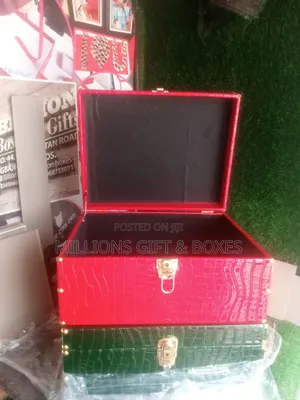 Bubble Wraps/ White Nylon Wrapper/Wooden Gift Boxes