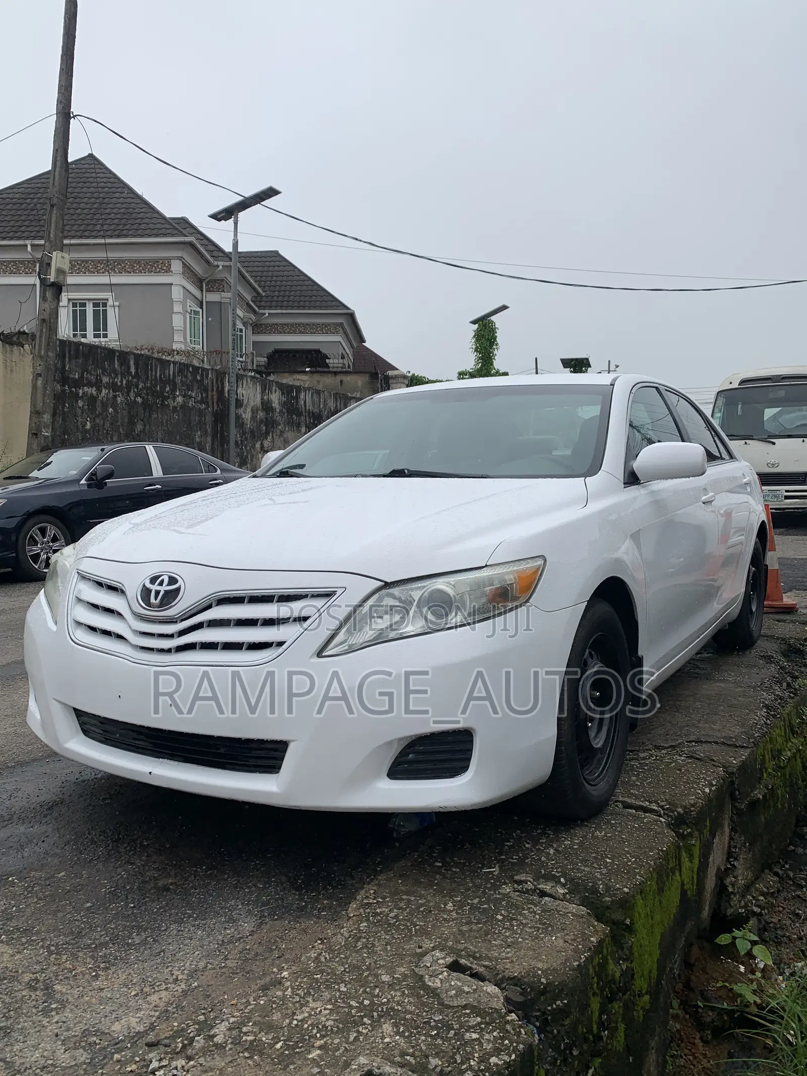 Toyota Camry 2010 White