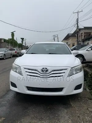 Toyota Camry 2010 White