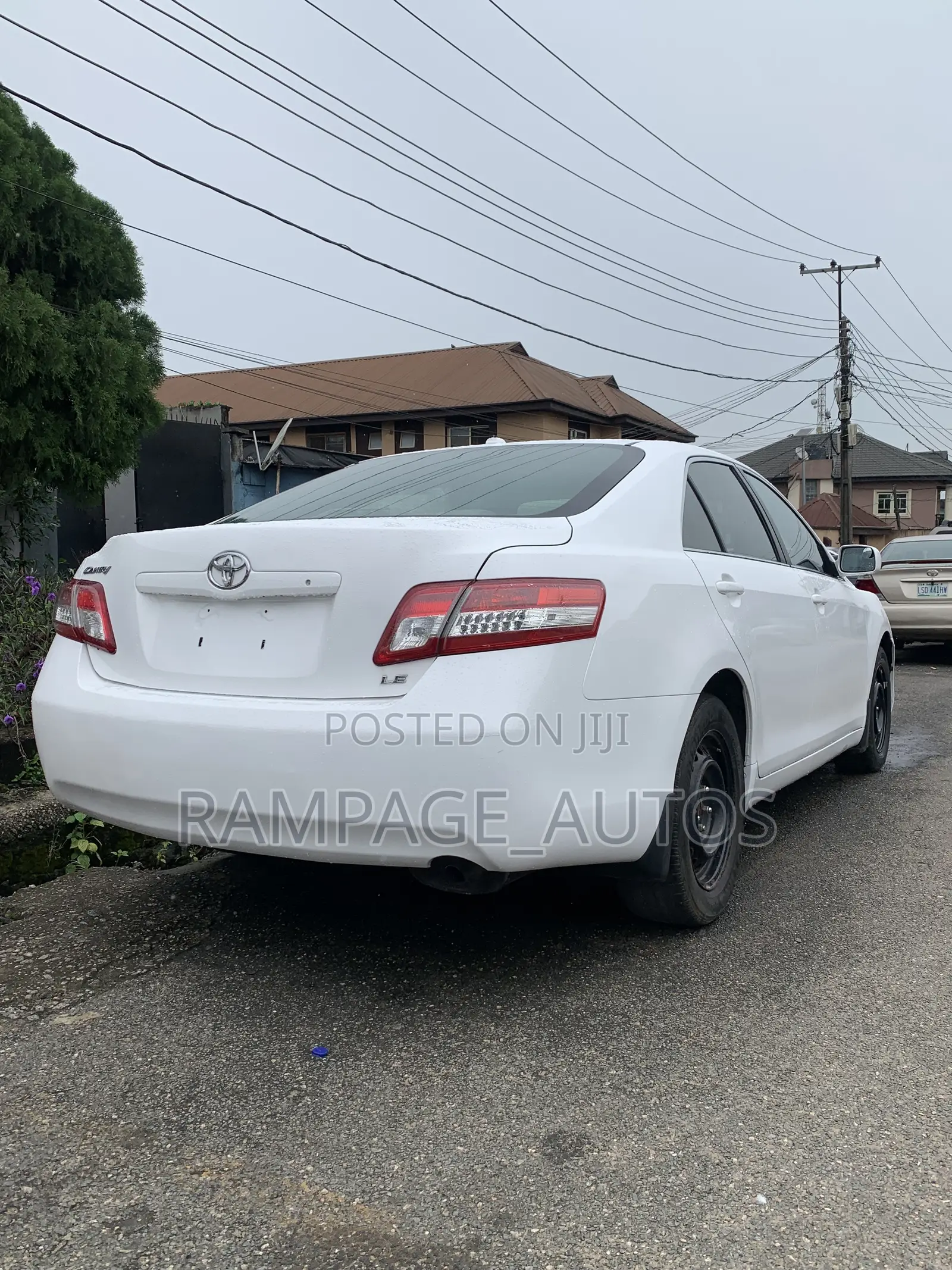 Toyota Camry 2010 White