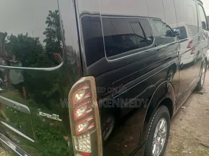 Toyota HiAce 2015 Grey
