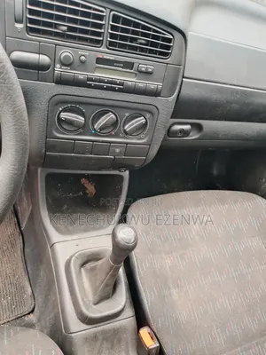 Volkswagen Golf 2000 Teal