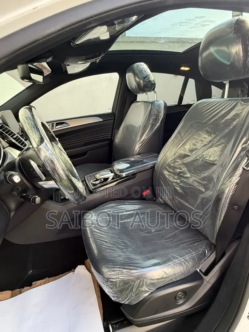 Mercedes-Benz GLE-Class 2018 White