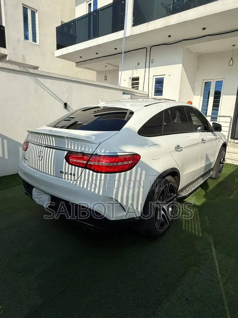Mercedes-Benz GLE-Class 2018 White