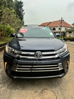 Toyota Highlander XLE V6 4x2 (3.5L 6cyl 6A) 2016 Blue