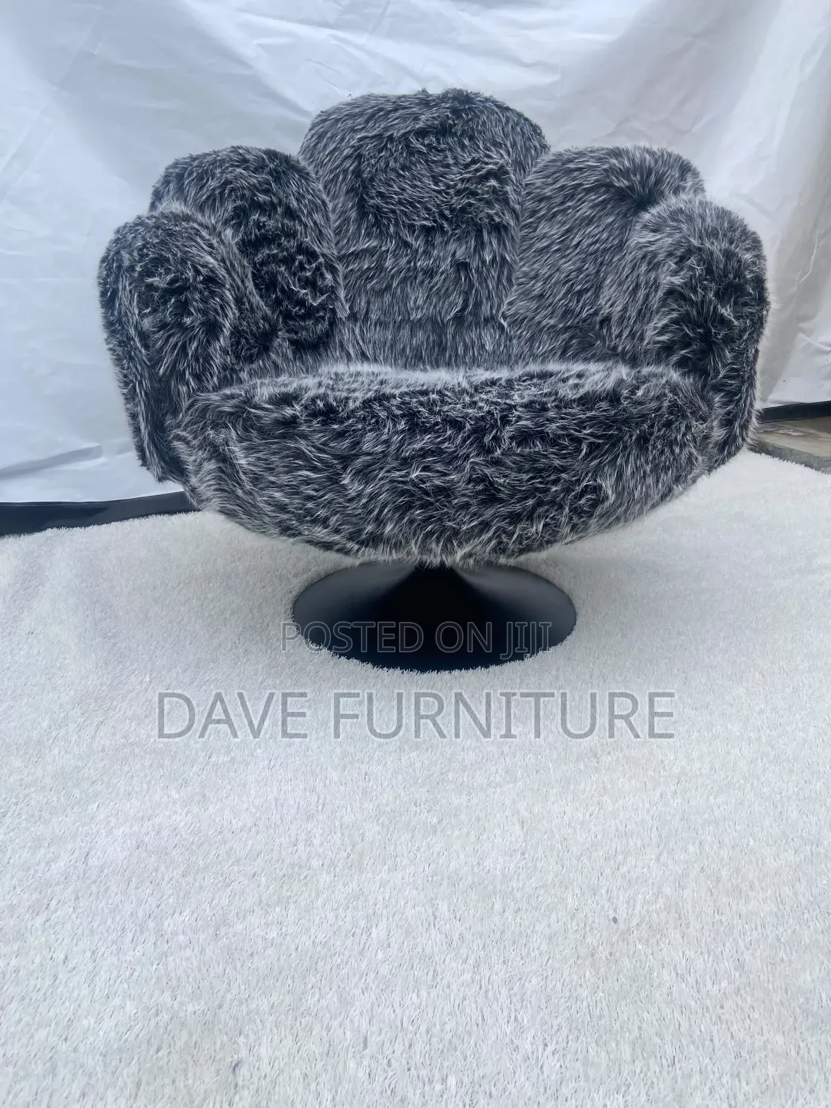 Luxury Rotating Accent Chair