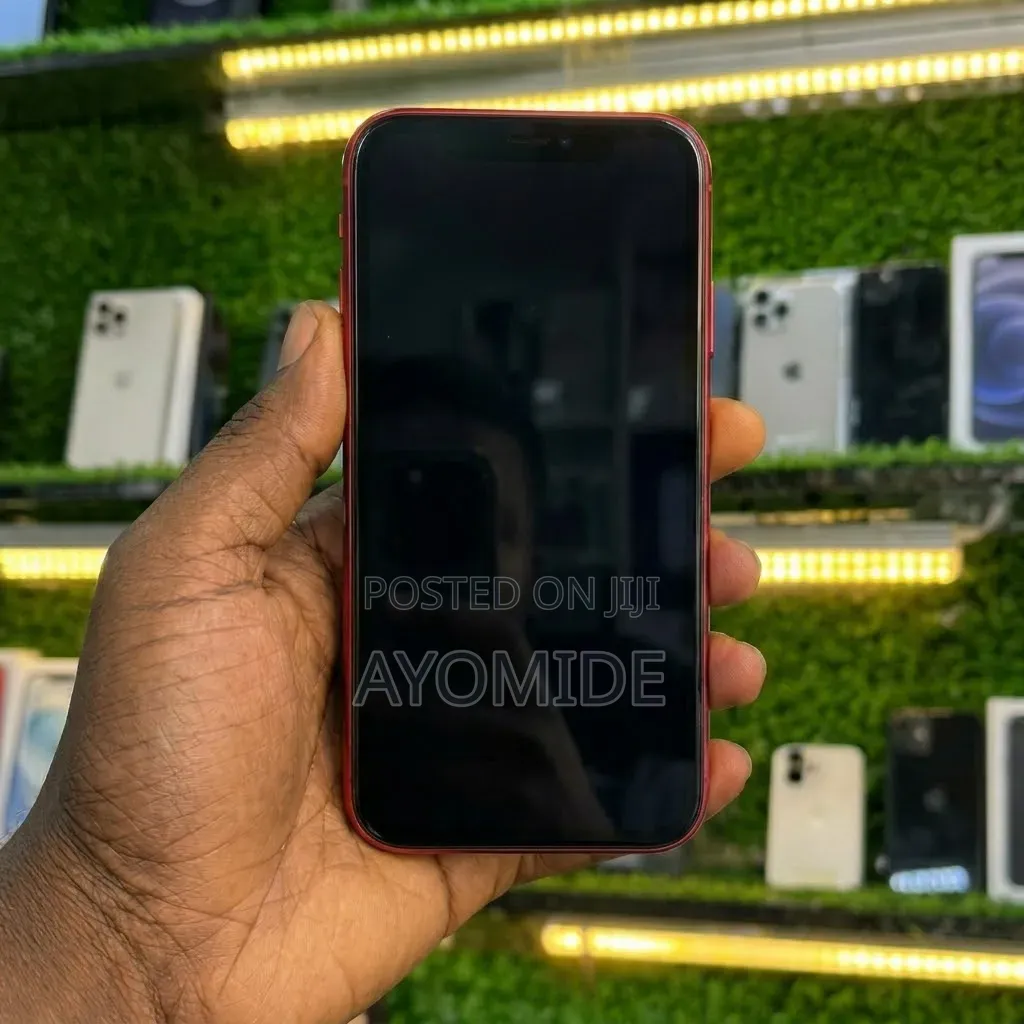 Apple iPhone 11 64 GB Red