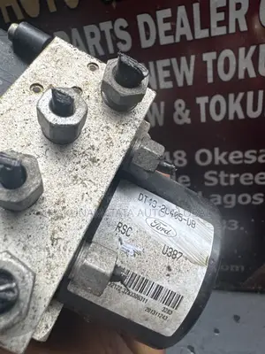 Ford Edge 2013 ABS Pump and Control Module