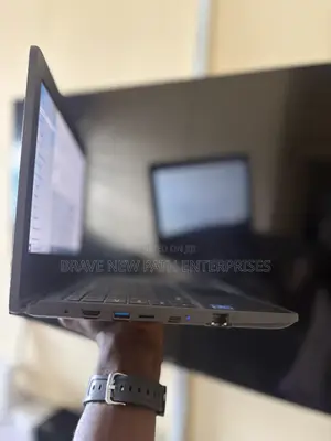 Laptop Acer TravelMate B3 Spin 4GB Intel Celeron SSD 60GB