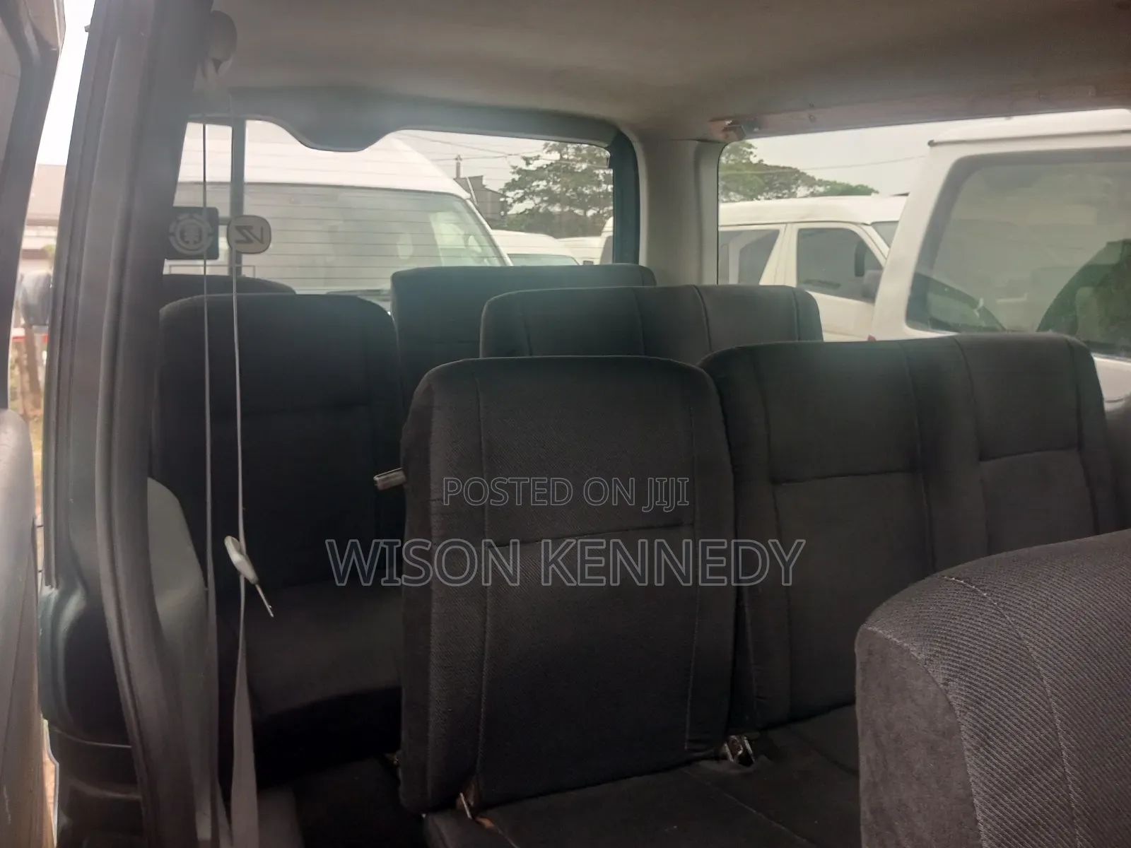Toyota HiAce 2010 Green