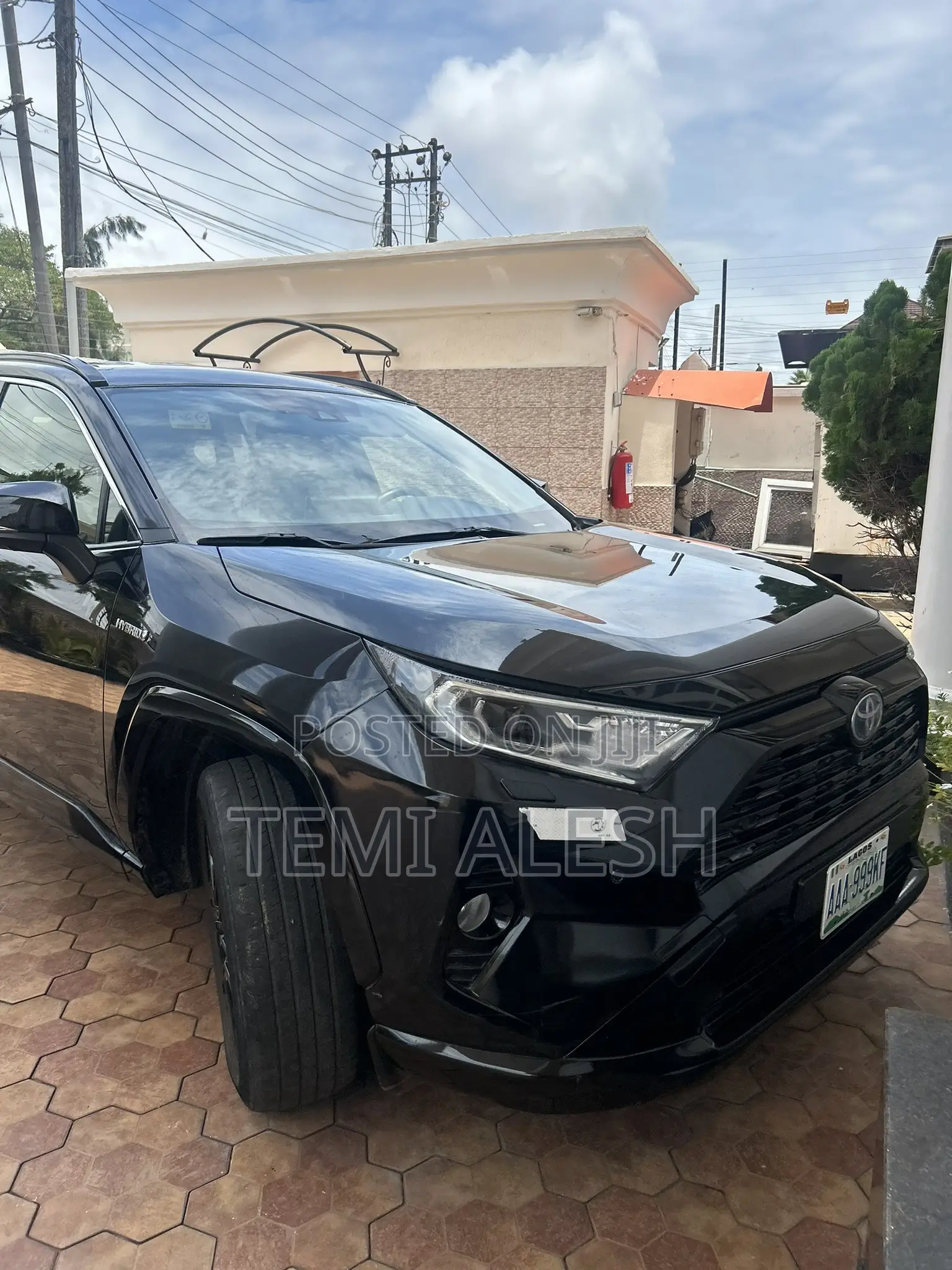 Toyota RAV4 LE 2021 Black