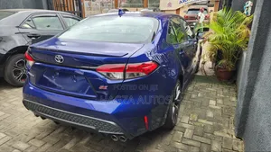Toyota Corolla SE 2022 Blue