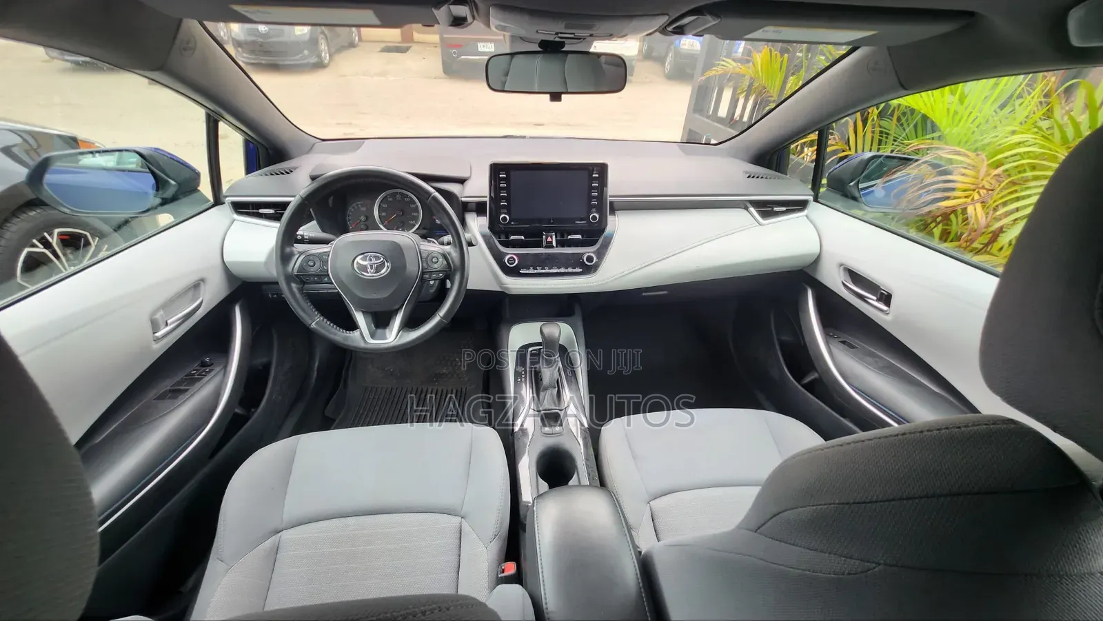 Toyota Corolla SE 2022 Blue