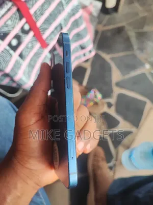 Apple iPhone 12 64 GB Blue