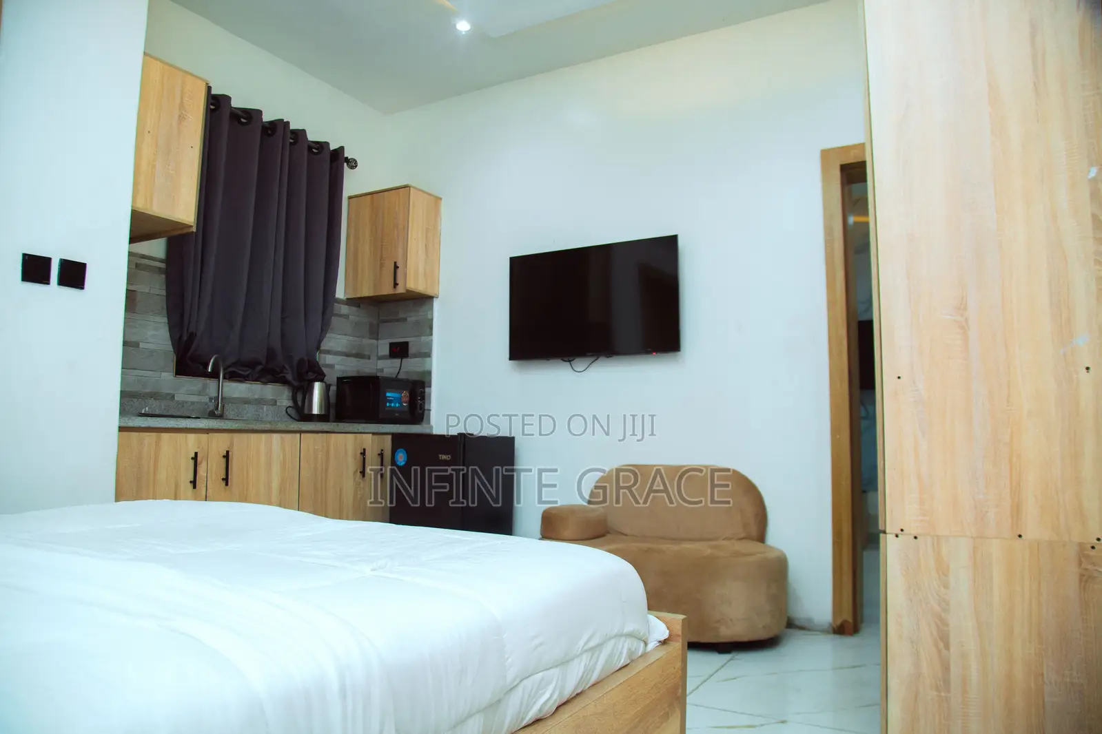 Deluxe Royal Executive Suite