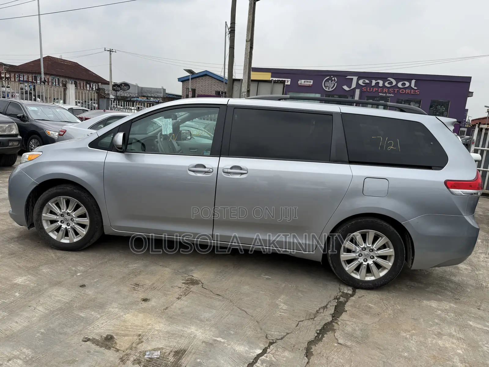 Toyota Sienna 2014 Silver