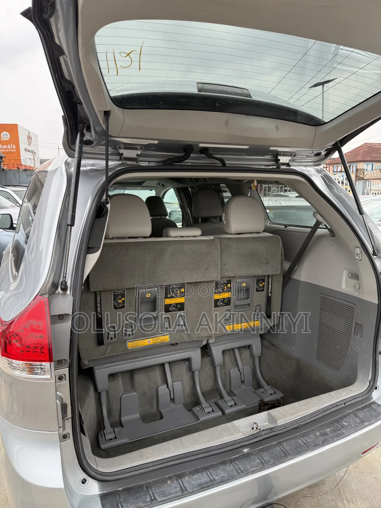 Toyota Sienna 2014 Silver