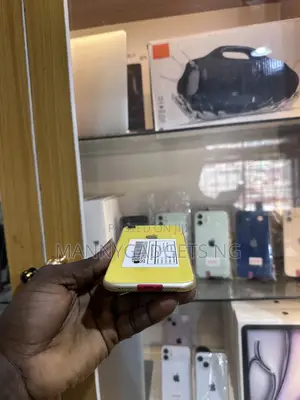Apple iPhone XR 128 GB Yellow