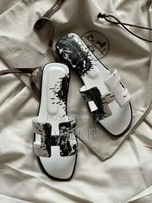 Hermes Slippers