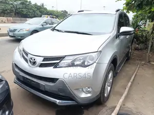 Toyota RAV4 2014 Silver