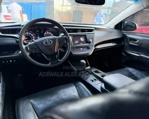 Toyota Avalon 2014 White