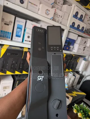 Tuya Fingerprint and Password Smart Lock With Face Recognition